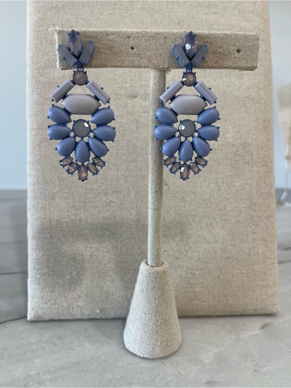 Stella & Dot Periwinkle Crystal Floral Drop Earrings